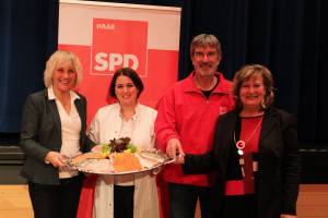 Bürgermeisterin Gabriele Müller, Katharina Dworzak alias "Dr. Dr. KaDe", Peter König und Annette Ganssmüller-Maluche