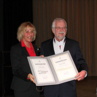 Bürgermeisterin Gabriele Müller und Altbürgermeister Helmut Dworzak